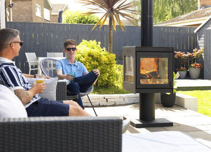 Trimline Firebloom Fresco panoramische buitenhaard met vier glazen zijden
