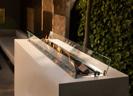 Trimline Outdoor Built-in Burner Tray als centraal vuurelement in exclusieve buitenruimte
