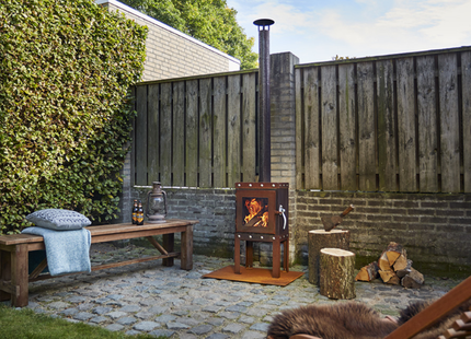 Reny™ Piquia Buitenhaard – Compacte Terraskachel van Cor-Ten Staal